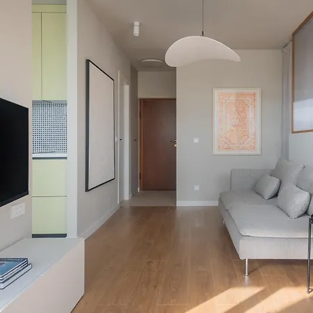 Indigo - Brand New Apartment *