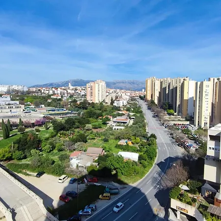 Apartment Indigo - Brand New *